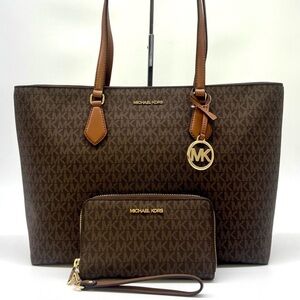 Michael Kors Sheila Large Logo Tote Bag & Matching Flat Phone Case Wallet Brown